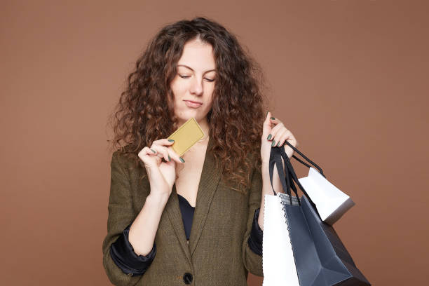 istock Woman showing credit 1200651493