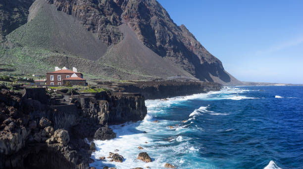 el hierro - view over the coastline in pozo de la salud - sky travel destinations tourism canary islands imagens e fotografias de stock