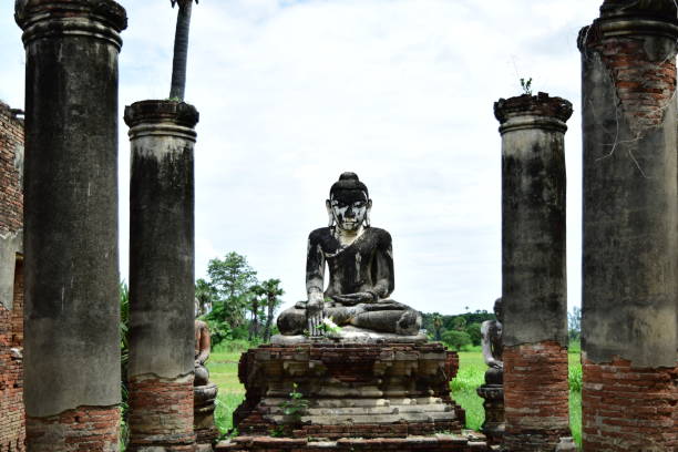 istock The meditation of buda 1200763559