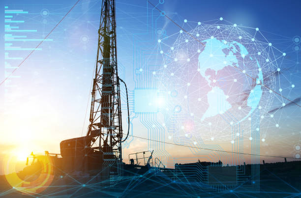 perforación de pozos y estudios geofísicos para la búsqueda y producción de petróleo y gas. el uso de tecnologías modernas de inteligencia artificial para la producción - drill red work tool power fotografías e imágenes de stock