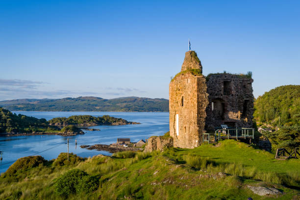 istock Ruins of Tarbert Royal Castle 1200800505