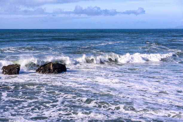 istock Ocean Waves Crashing on California Pacific Coast Rocks 1200839916