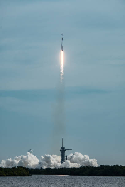 Falcon 9 SpaceX's Falcon 9 rocket taking off from Cape Canaveral on January 19 2020. Crew Dragon Launch Escape Demonstration. launch tower stock pictures, royalty-free photos & images