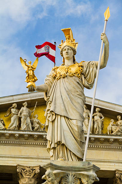 atena estátua, viena - austrian parliament imagens e fotografias de stock