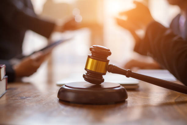 istock Lawyers consulted on various lawsuits. 1200891220