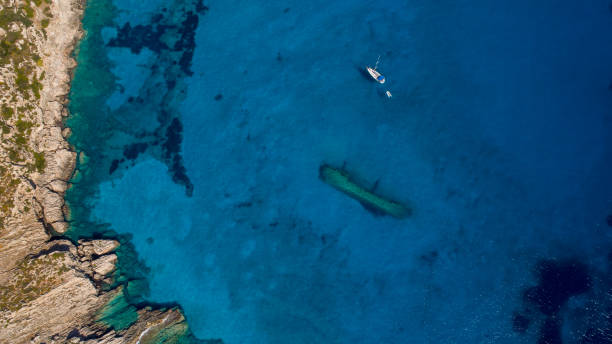 istock Aerial view of shipwreck underwater 1200912078