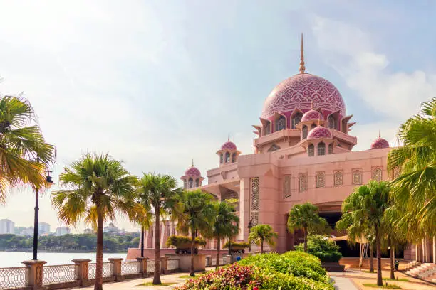 Putra Mosque faces the scenic Putrajaya Lake. It is one of the most visited landmarks in Putrajaya, Malaysia.