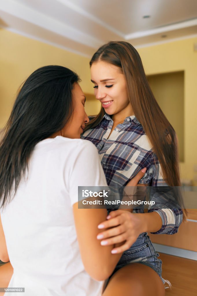 домашний лесби