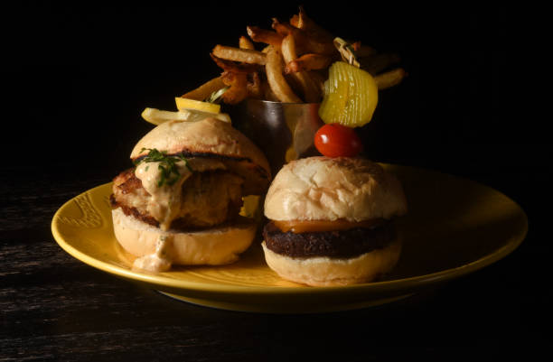 istock Sliders with Fries Horizontal 1201005893