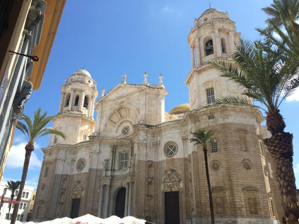 katedra w kadyksie - christianity cadiz spain old town zdjęcia i obrazy z banku zdjęć