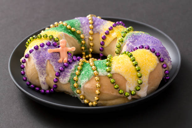 istock Louisiana Mardi Gras King Cake 1201066709