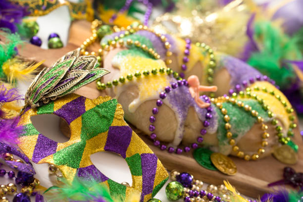 istock Louisiana Mardi Gras King Cake 1201066919