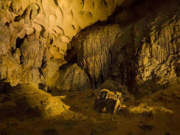istock Sung Sot Cave (or Surprise Cave), Ha Long Bay, Vietnam 1201123313