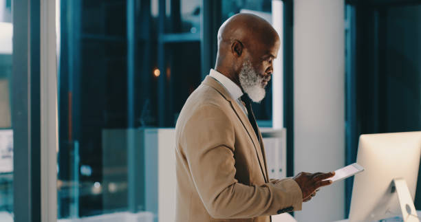 istock He's the most well connected man in this industry 1201204938