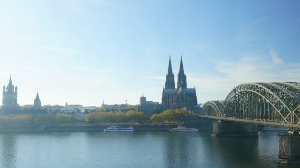 Cologne Cathedral landscape Cologne Cathedral (German: Kölner Dom, officially Hohe Domkirche Sankt Petrus, English: Cathedral Church of Saint Peter) is a Catholic cathedral in Cologne, North Rhine-Westphalia, Germany. koln germany stock pictures, royalty-free photos & images