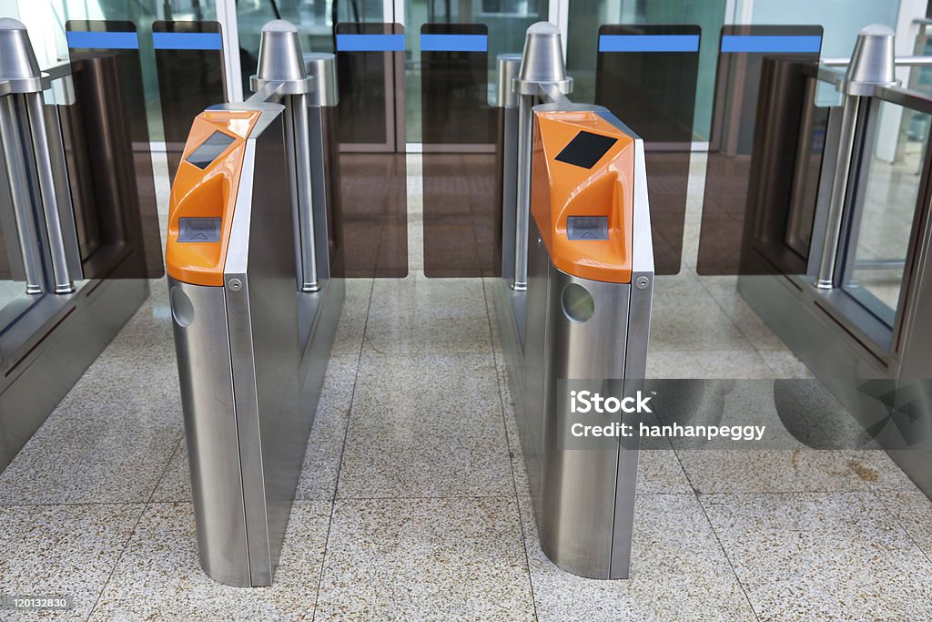 Entrée de la station - Photo de Asie libre de droits