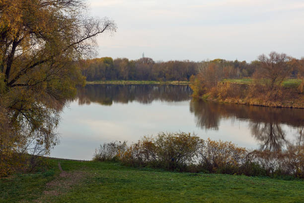 istock Moskva River in Autumn 1201396193
