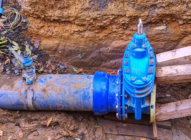 istock Replacement of old pipe branch to new steel one 1201410582