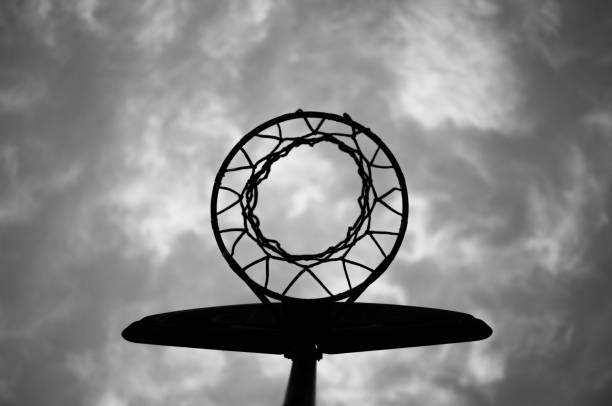 Monochromatic basketball hoop