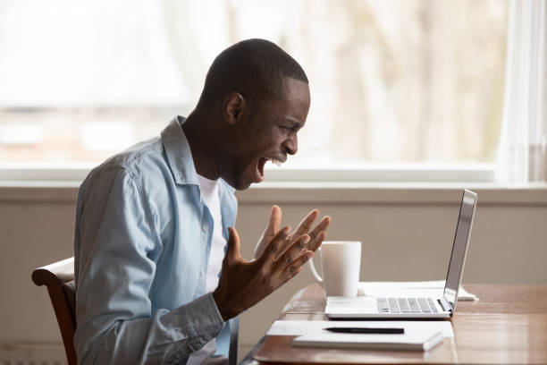 Yelling At Computer 200+ Angry Man Yelling On Computer Screen Stock Photos, Pictures ...