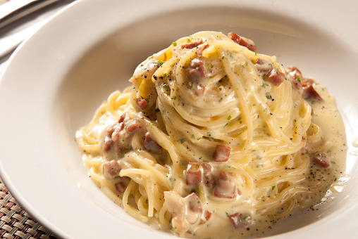 spaghetti carbonara, traditional dish of italian cuisine