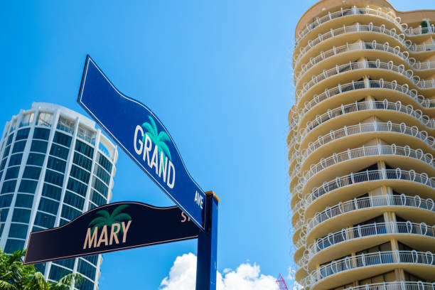 istock Coconut Grove Cityscape 1201536525