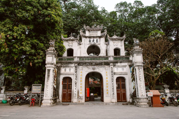 istock Asia Travel Month 1201587472