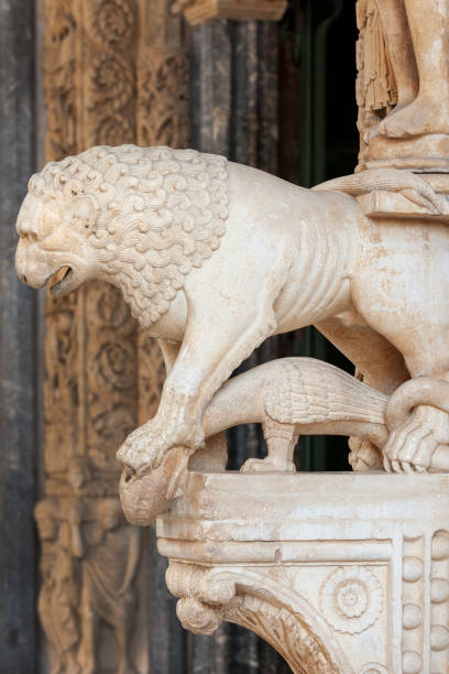 istock Lion statue at Trogir cathedral entrance 1201606401