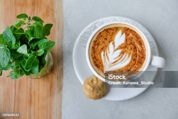 Beautiful Leaf Latte Art Stock Photo - Download Image Now - Addiction