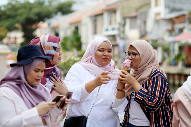 istock South East Asia: Modern Muslim Young Women 1201620882