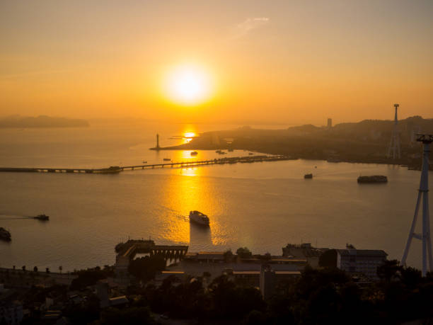 istock Halong Bay, Vietnam 1201626583