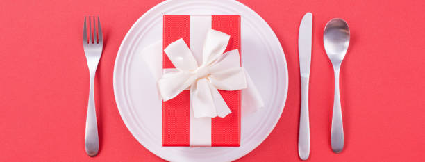 istock Valentine's Day design concept - Romantic plate dish in restaurant, holiday celebration meal promotion. 1201670025