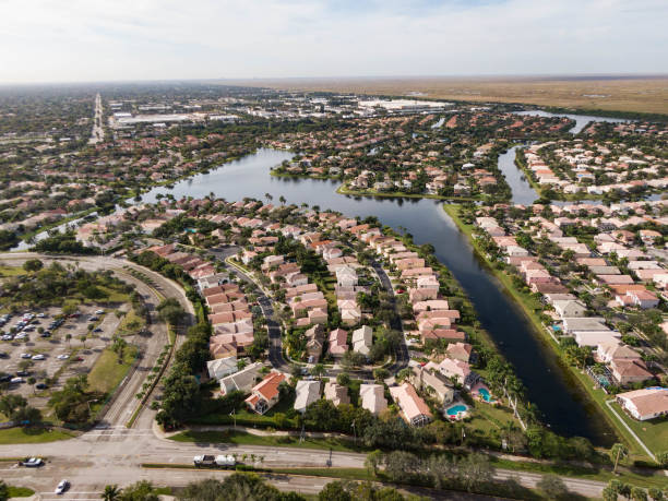 istock Aerial Photography Drone South Florida 1201700075