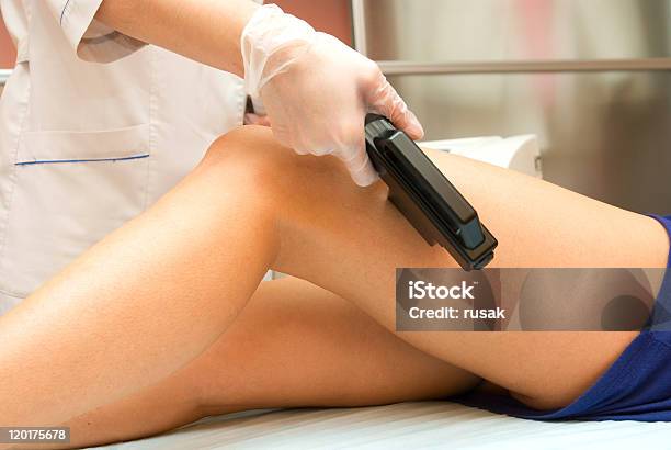 레이저 Epilation Waxing에 대한 스톡 사진 및 기타 이미지 - Waxing, 가냘픈, 레이저