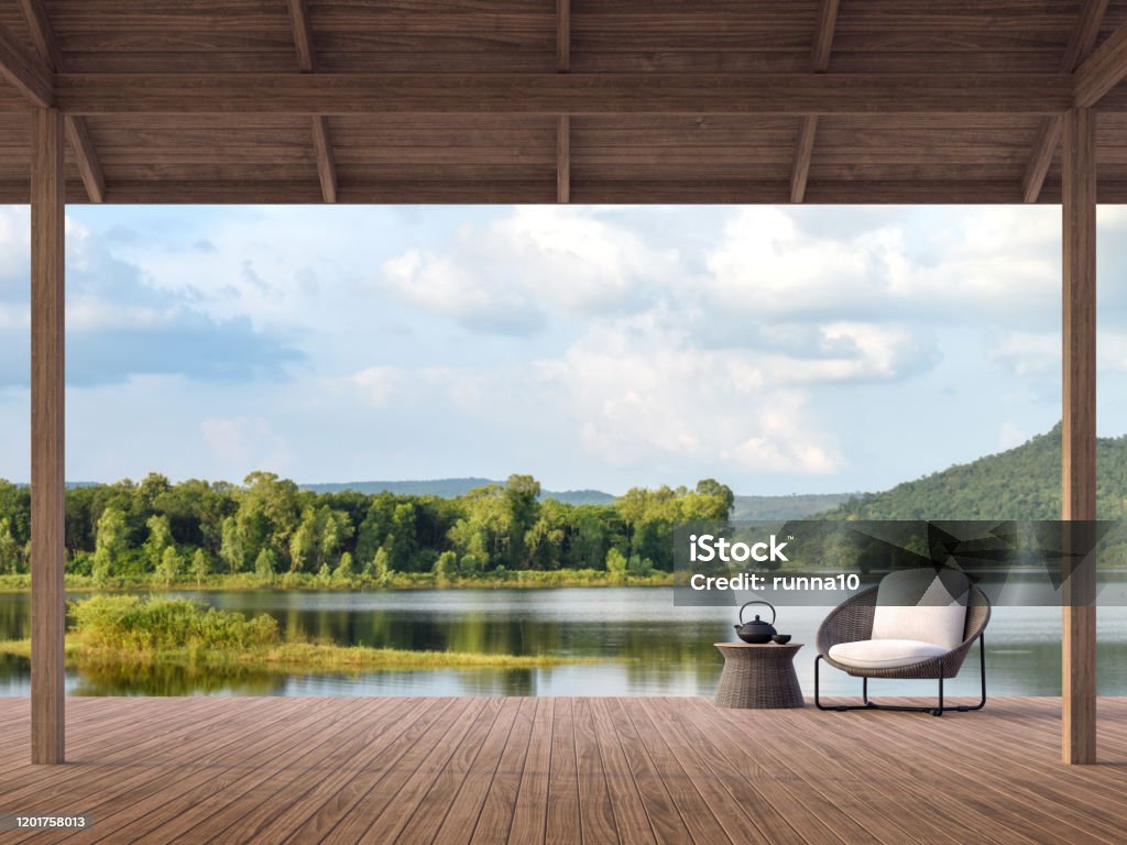 Houten terras met mooi meer en bergmening 3d render - Royalty-free Huis Stockfoto