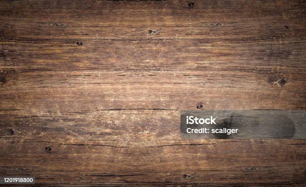 Holz Textur Hintergrund Topansicht Von Vintageholztisch Mit Rissen Braunes Rustikales Rohholz Für Die Kulisse Stockfoto und mehr Bilder von Holz