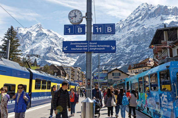 станция гриндельвальд . - jungfraujoch стоковые фото и изображения