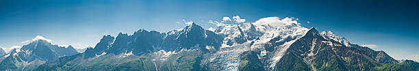 istock White mountain Alpine vista XXL 120203976