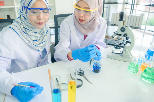 istock Team of scientists doing medical research 1202069891