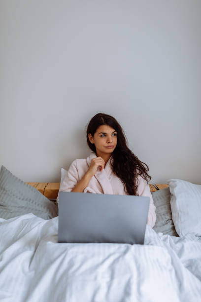 istock I always get the best deals online 1202080379