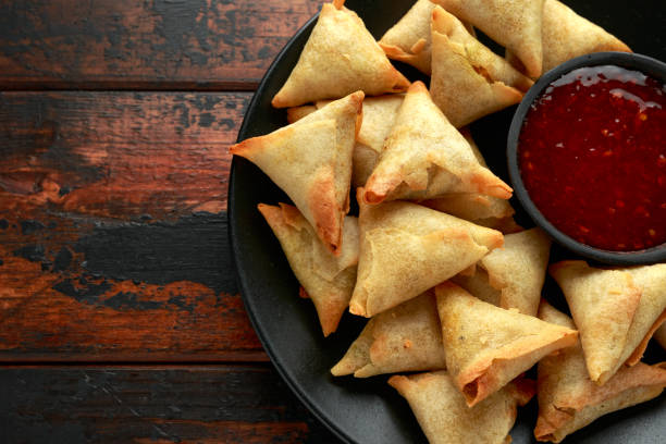 2,616 Chicken Samosa Stock Photos, Pictures & Royalty-Free Images - iStock | Butter chicken samosa 2,616 Chicken Samosa Stock Photos, Pictures & Royalty-Free Images - iStock | Butter chicken samosa