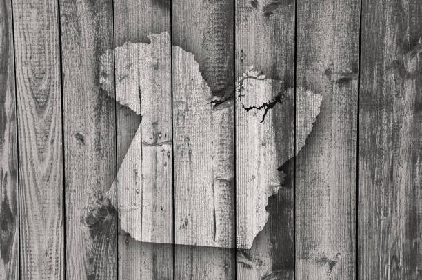 istock Map of Para on weathered wood 1202230282