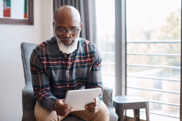 istock Let's see what's news today 1202259002