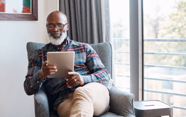 istock Newspapers have taken a new format in the modern age 1202259030