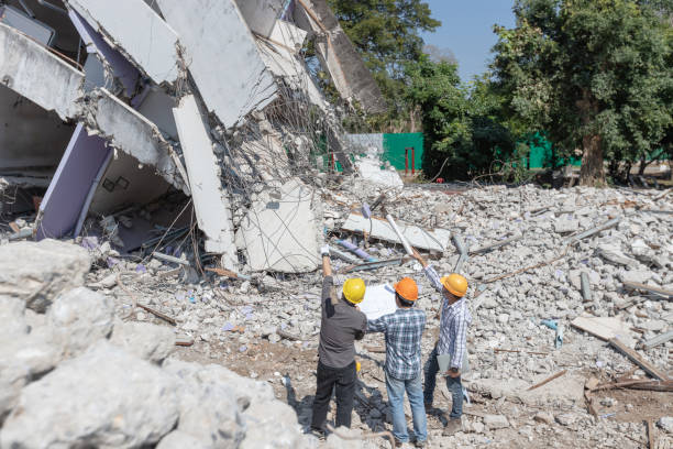 24,400+ Building Collapse Stock Photos, Pictures & Royalty-Free Images ...