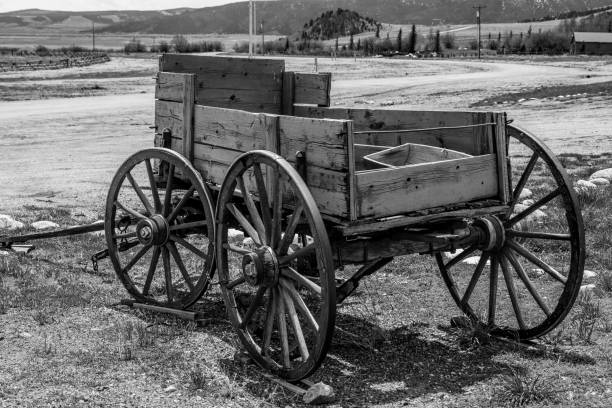 istock Black and White Antique Wagon Old West 1202373558