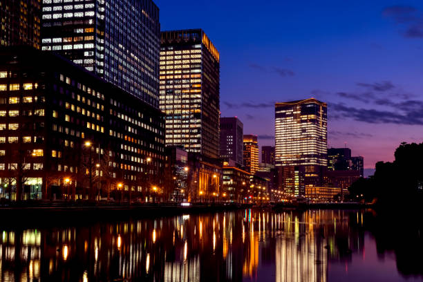 istock Tokyo office building on sunset 1202378784