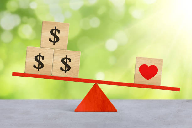 istock Love And Money 1202419572