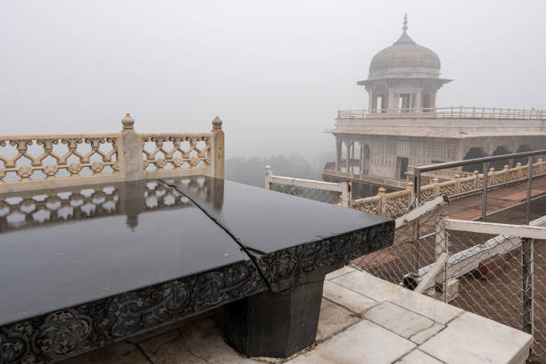 istock agra fort takht i jahangir 1202422402