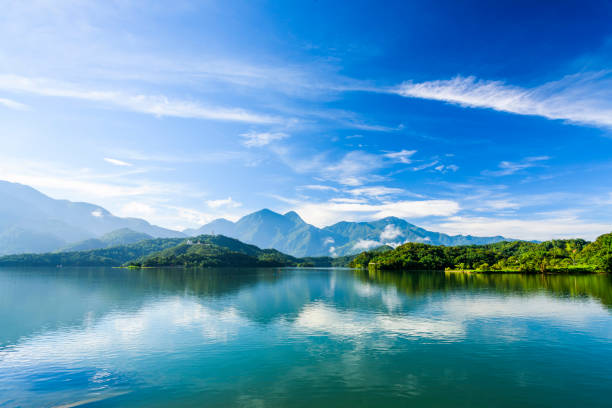 太陽の月湖の風景, 台湾の有名なアトラクション, アジア. - wavelet ストックフォトと画像